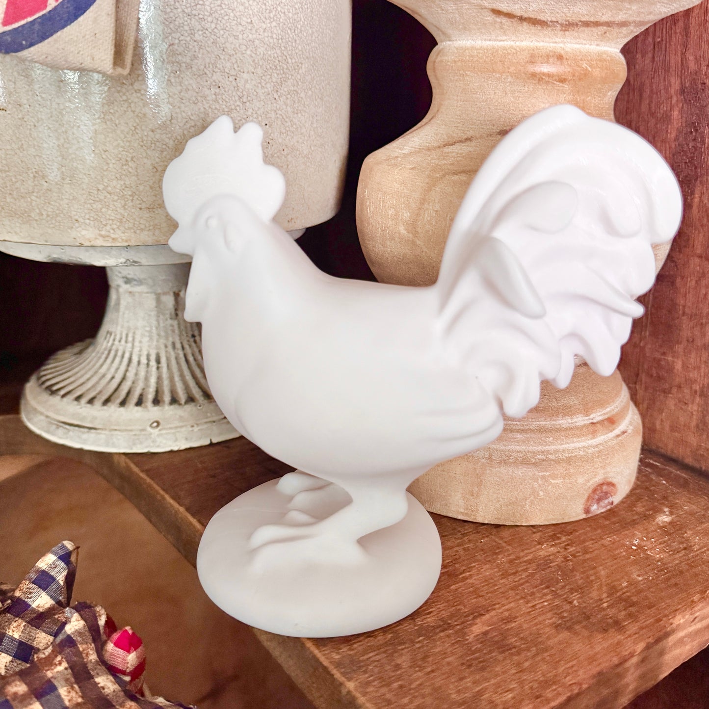 Rooster Statue – Farmhouse Accent