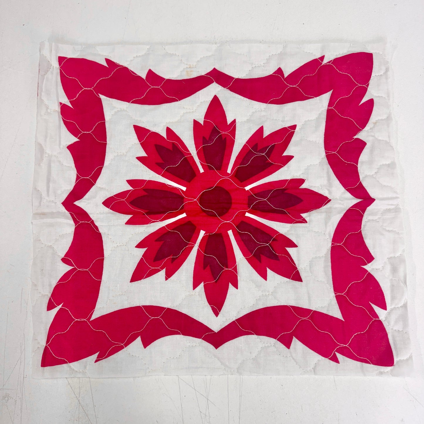 Two Tone Red & White Quilt Fat Quarter