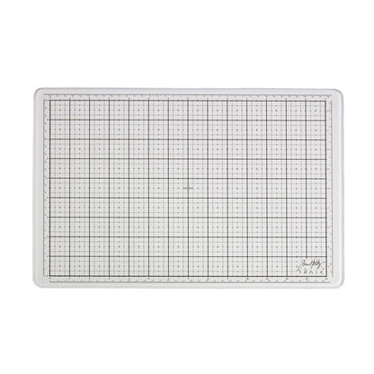 Travel Glass Media Mat White