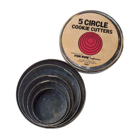 Vintage Circle Cookie Cutter Set in Tin