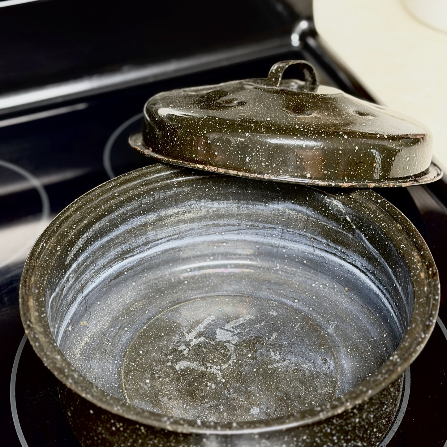 Vintage Black Speckled Enamelware Pot with Lid-  vintage- The Celebration Co.