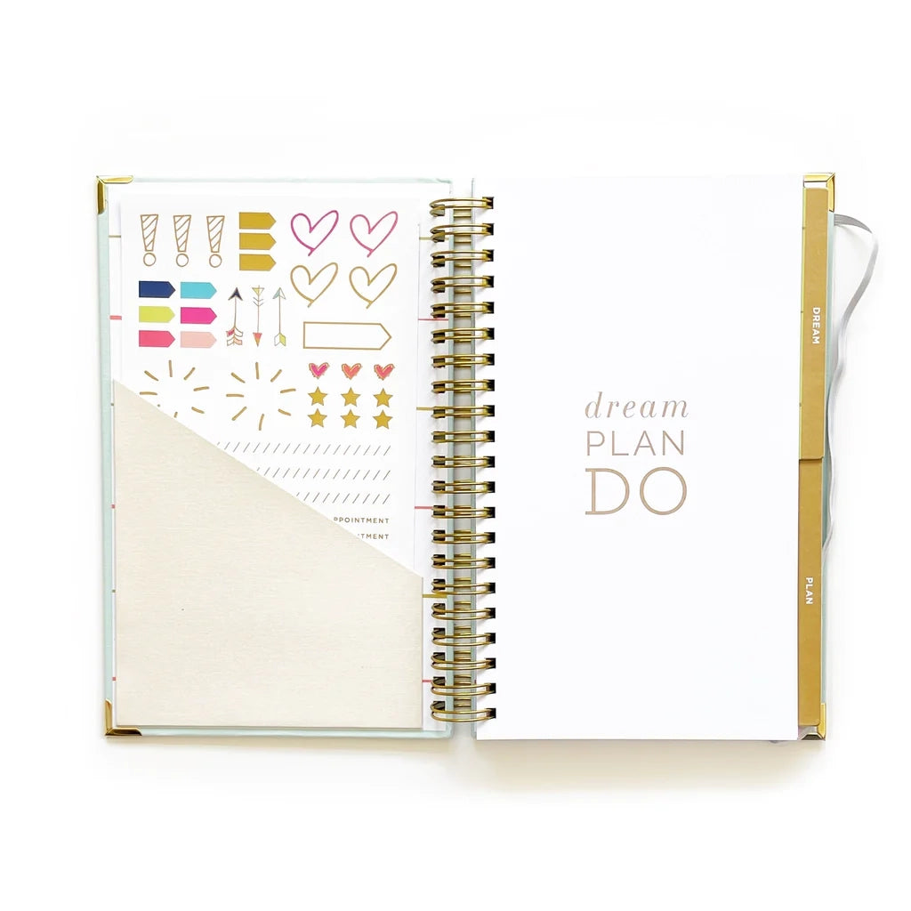 2024 Dream.Plan.Do. Luxe 12-Month/Weekly Planner by Lake + Loft – The  Celebration Co.
