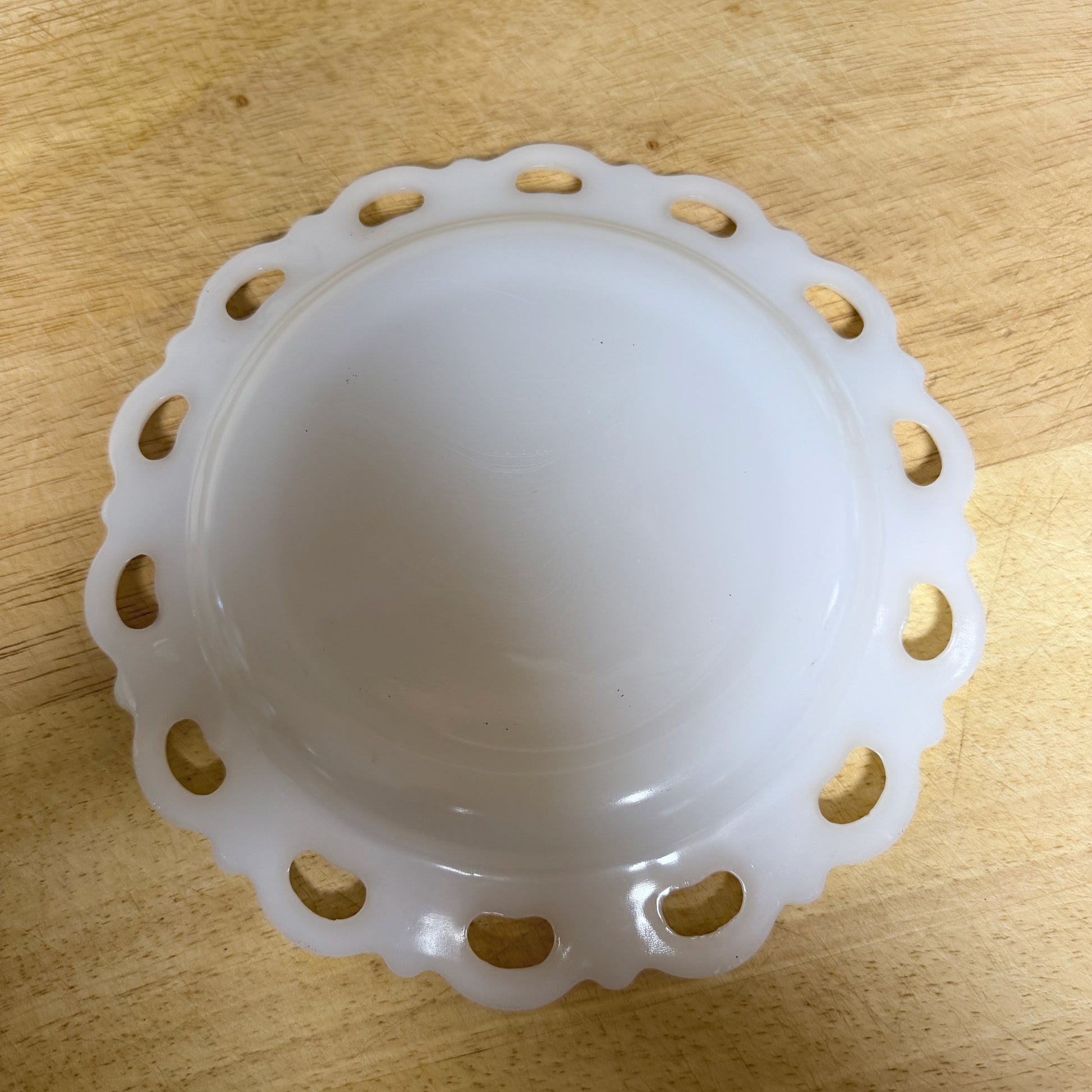 Vintage Milk Glass Lace Edge Plate-  vintage- The Celebration Co.