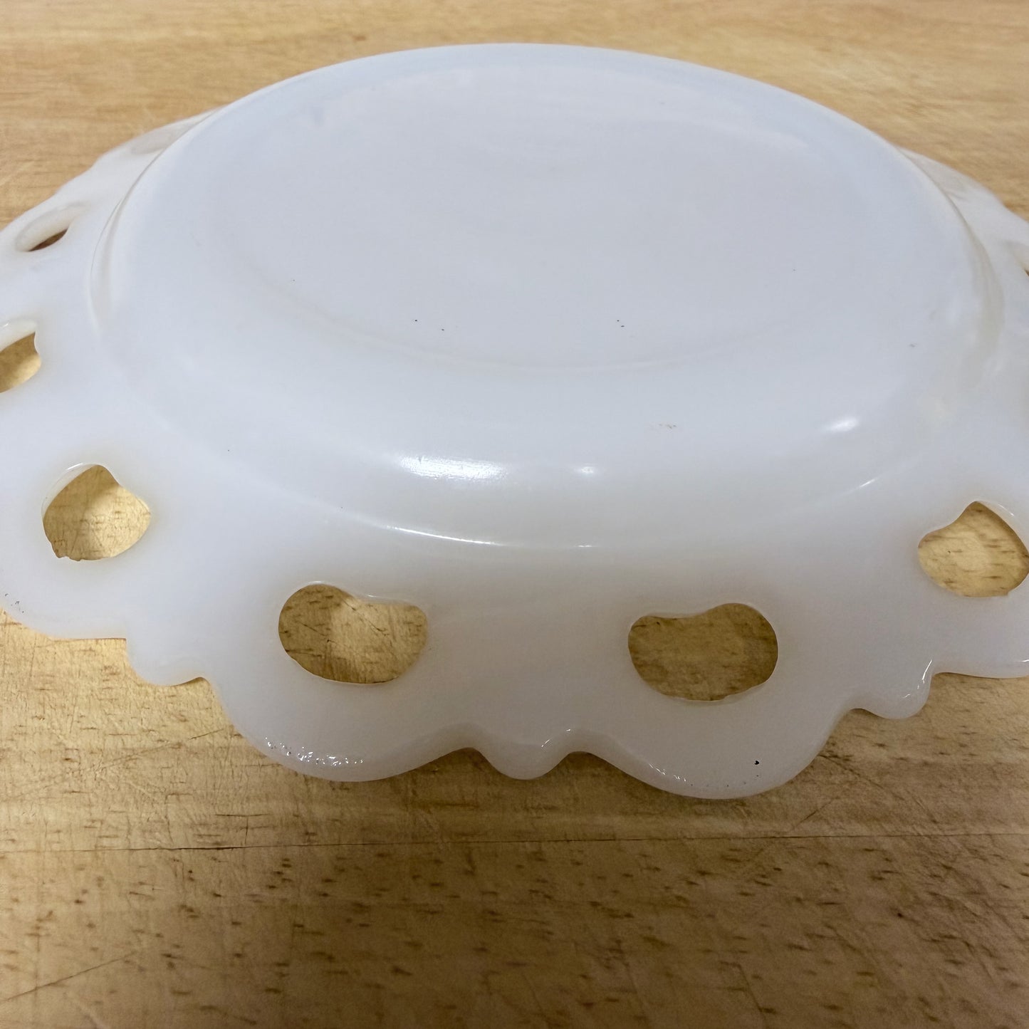 Vintage Milk Glass Lace Edge Plate-  vintage- The Celebration Co.