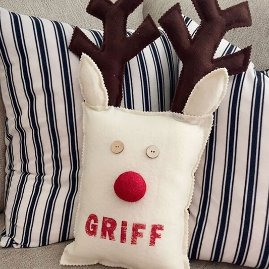 Reindeer Pillow (Template)