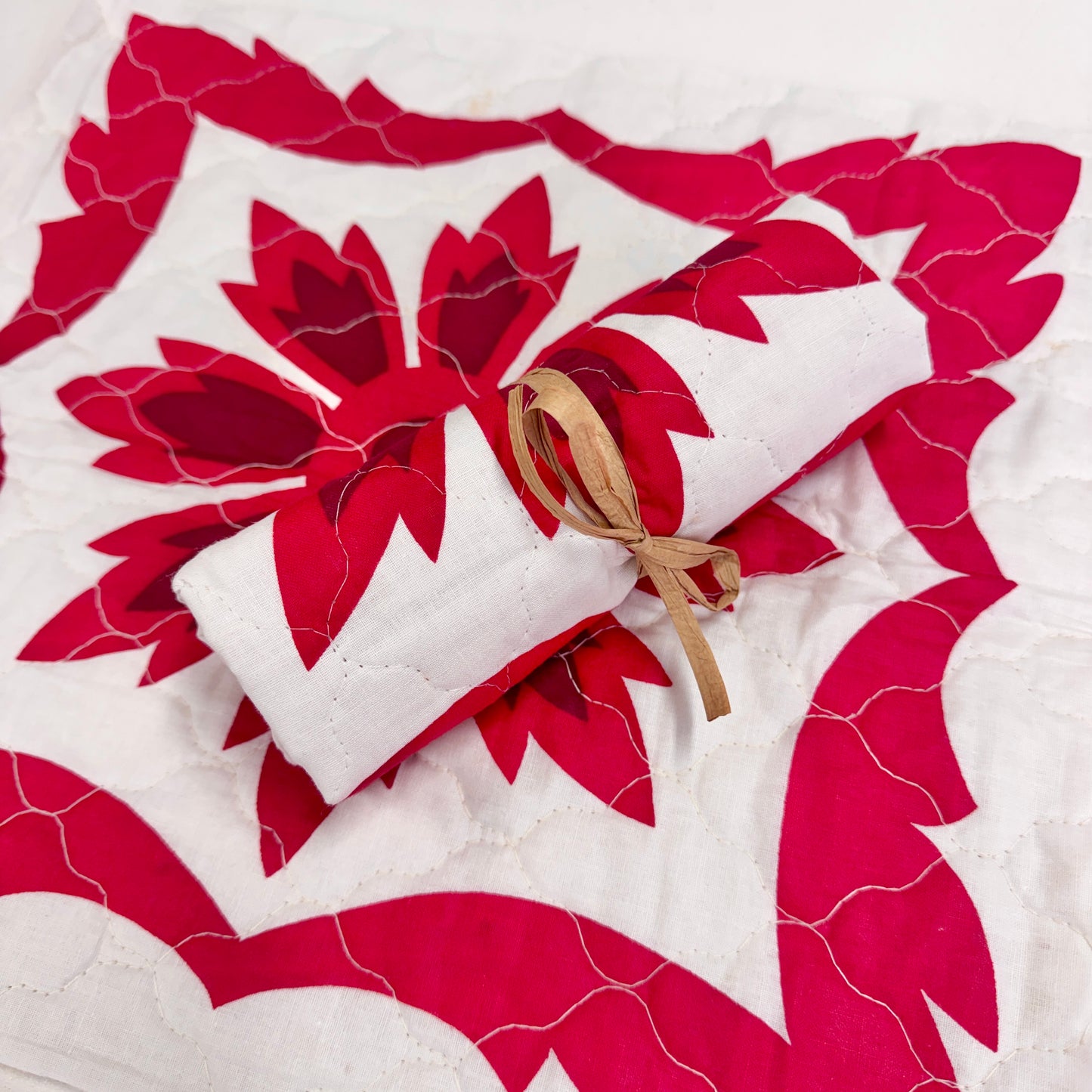 Two Tone Red & White Quilt Fat Quarter